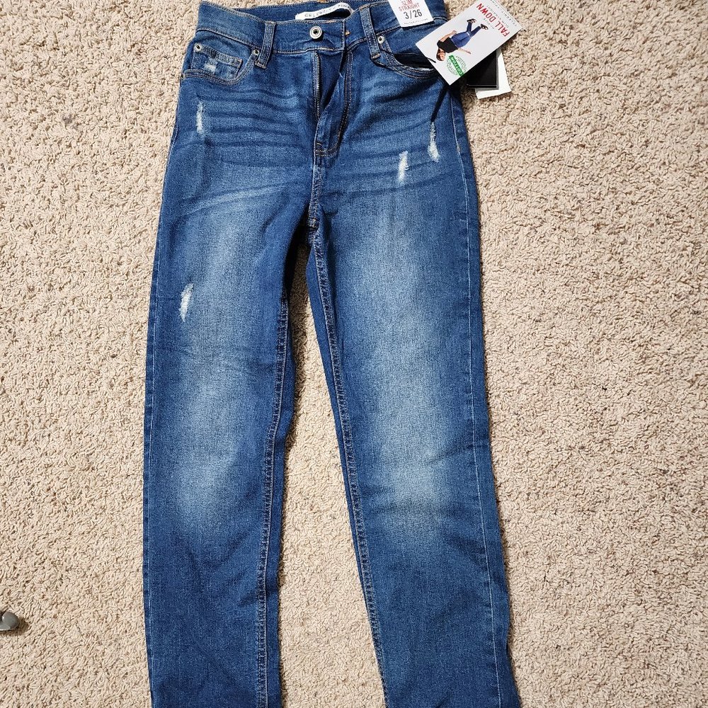 Hi-rise slim straight jeans